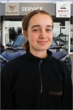 Anna Fournes - Auszubildende Kraftfahrmechatronikerin